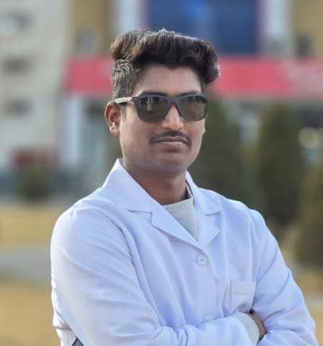 Dr. Abhijeet Somnath, Senior consultant, MBBS abroad